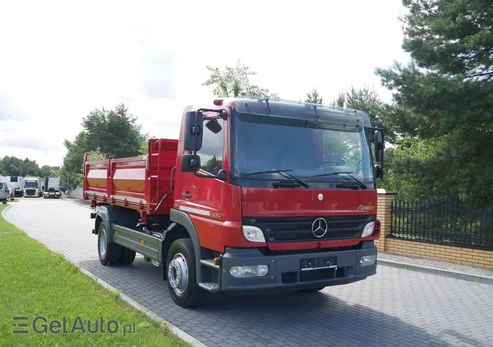 MERCEDES-BENZ ATEGO 1524 WYWROTKA 3-STRONNA, NISKI PRZEBIEG, STAN IDEALNY 