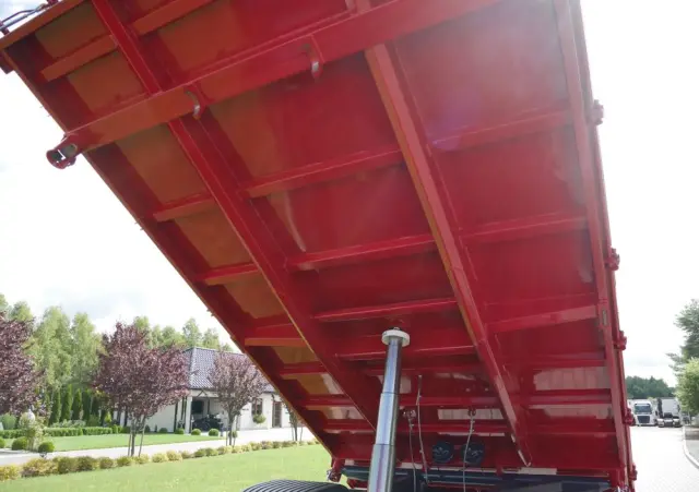 MERCEDES-BENZ ATEGO 1524 WYWROTKA 3-STRONNA, NISKI PRZEBIEG, STAN IDEALNY 