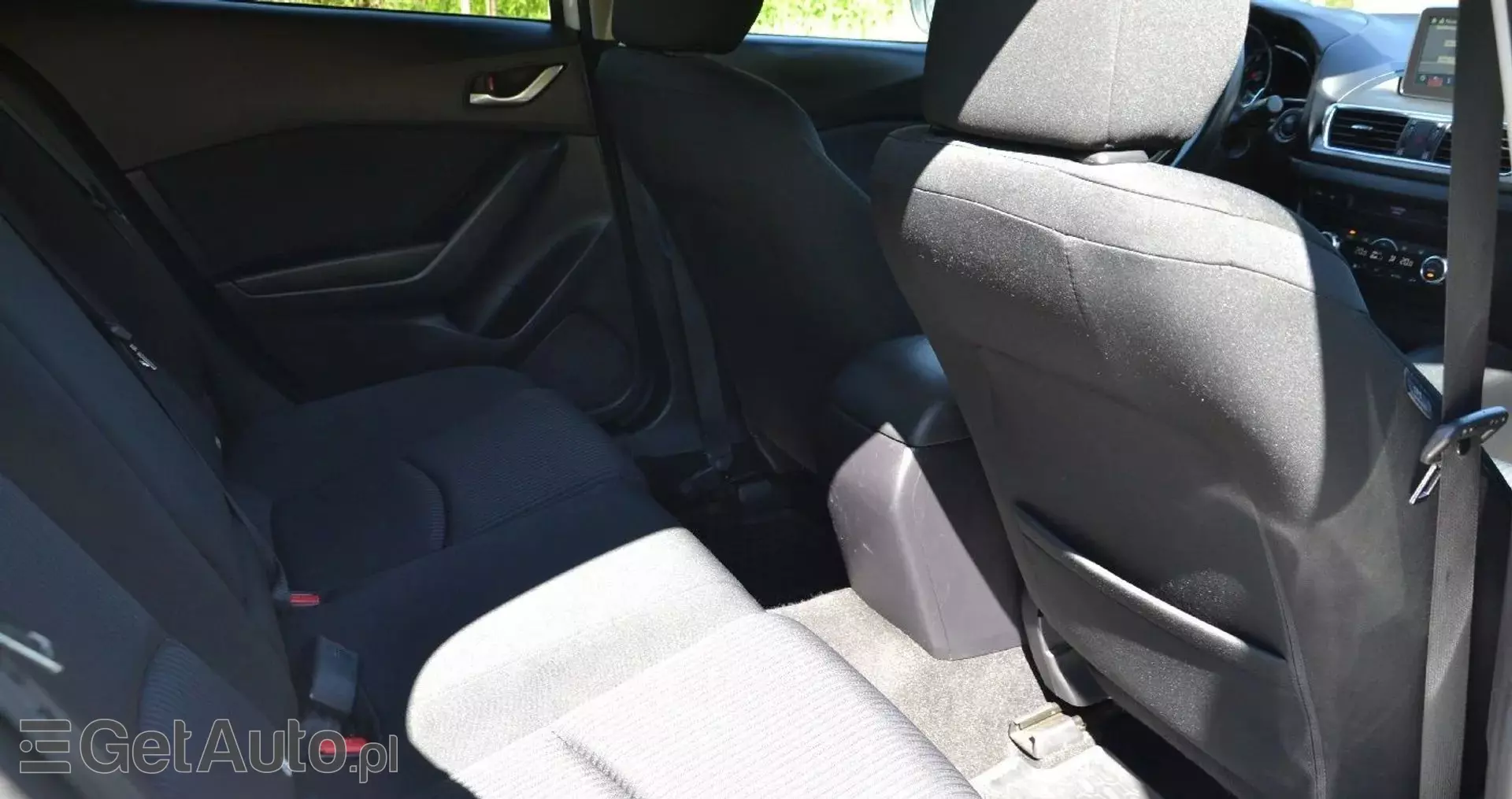 MAZDA 3 1.5 Skyactiv-D (105 KM)