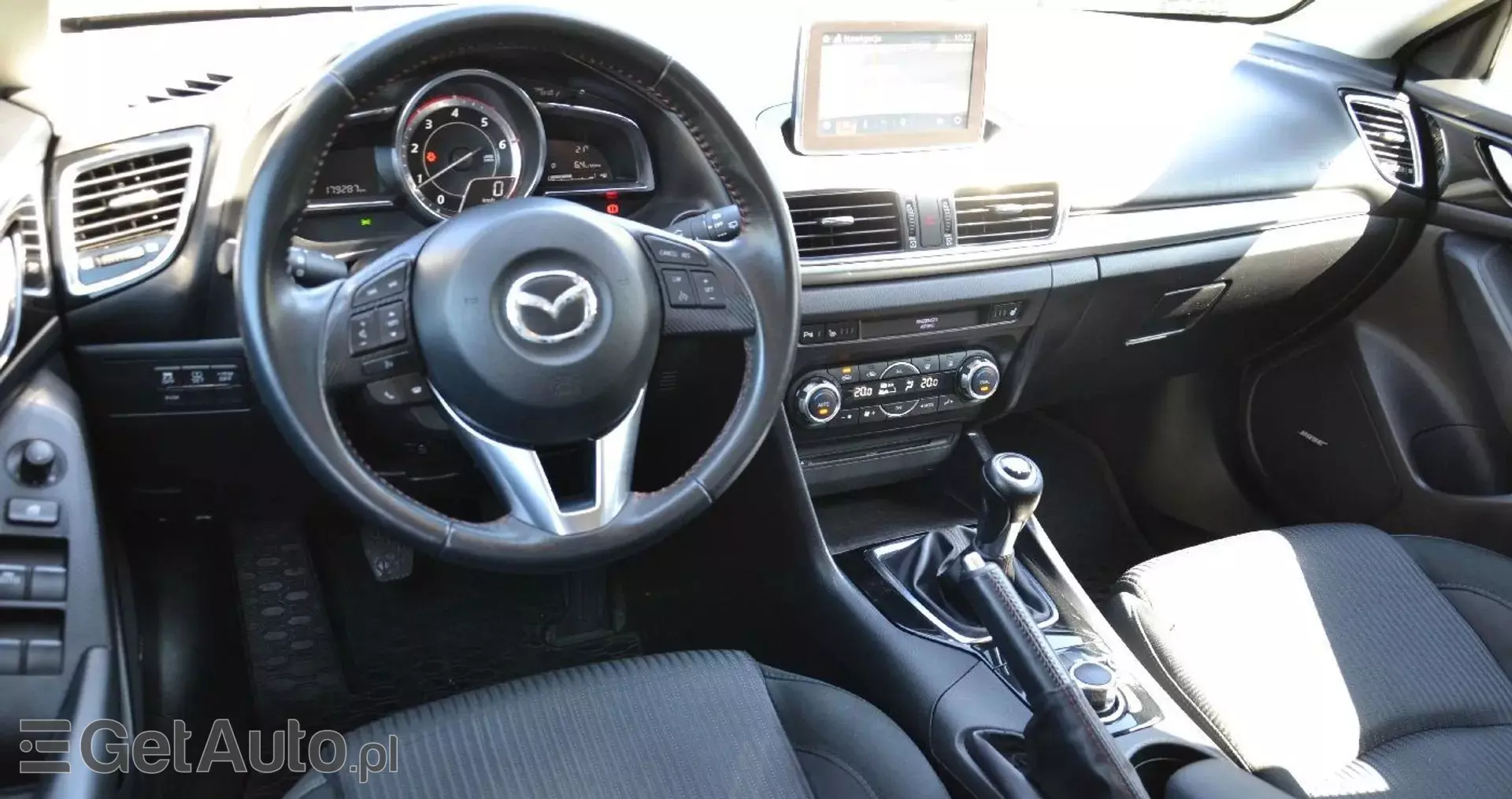 MAZDA 3 1.5 Skyactiv-D (105 KM)