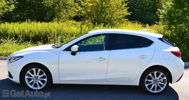 MAZDA 3 1.5 Skyactiv-D (105 KM)