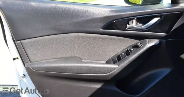 MAZDA 3 1.5 Skyactiv-D (105 KM)