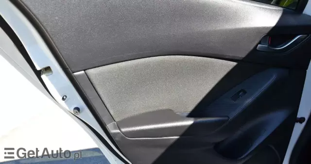 MAZDA 3 1.5 Skyactiv-D (105 KM)