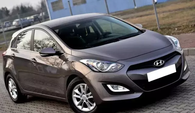 HYUNDAI I30 