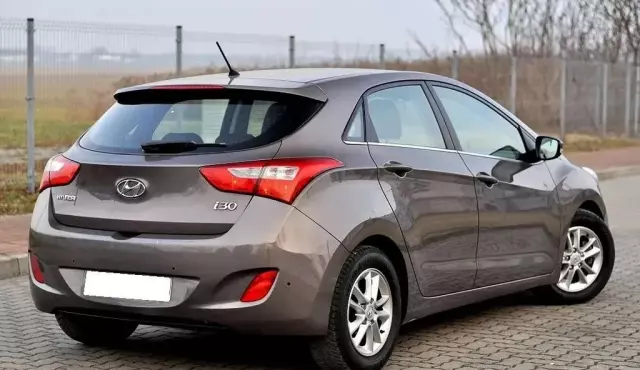 HYUNDAI I30 