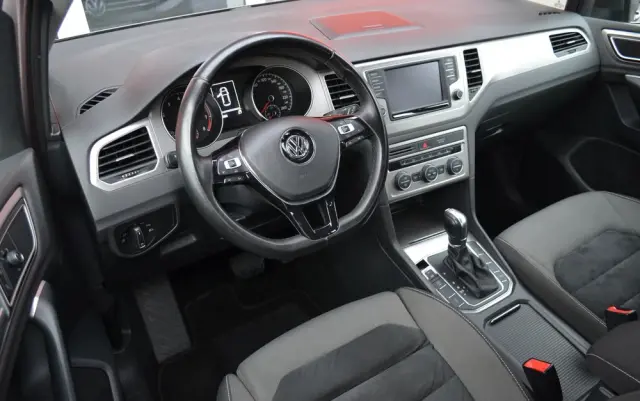 VOLKSWAGEN Golf Sportsvan 1.4 TSI (BlueMotion Technology) DSG Comfortline