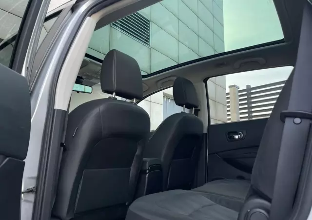 NISSAN Qashqai+2 2.0 Acenta