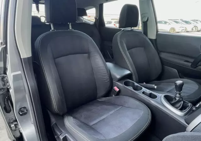 NISSAN Qashqai+2 2.0 Acenta