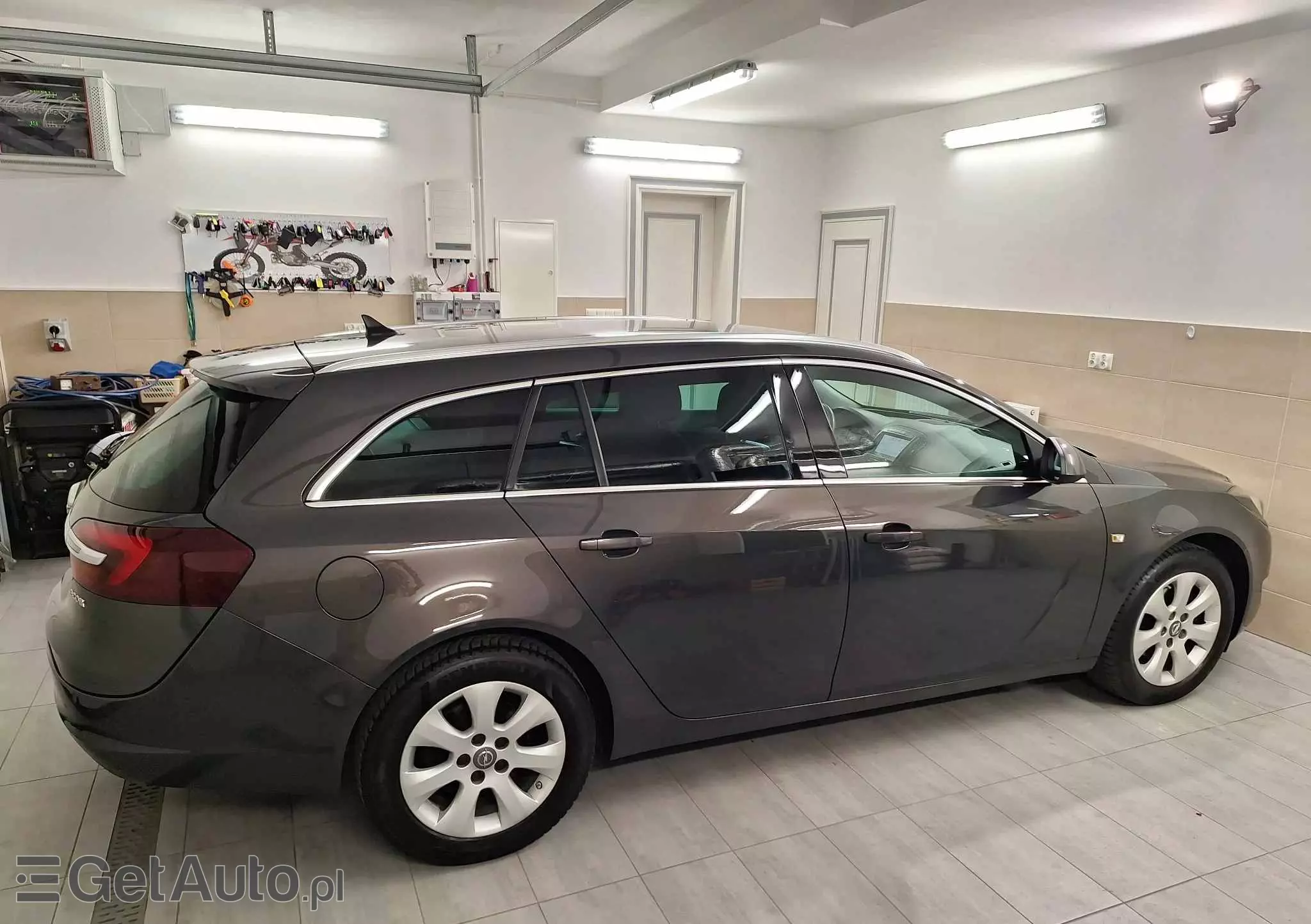 OPEL Insignia 1.4 Turbo Sports Tourer ecoFLEXStart/Stop Business Edition
