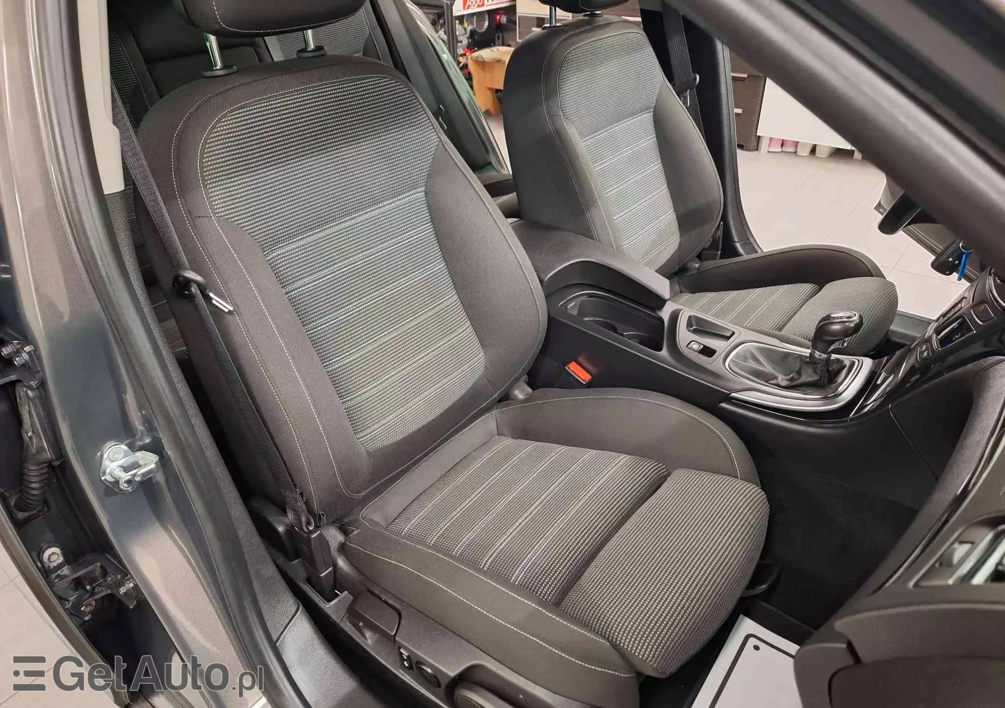 OPEL Insignia 1.4 Turbo Sports Tourer ecoFLEXStart/Stop Business Edition