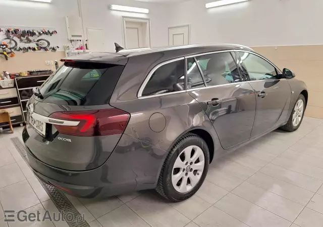 OPEL Insignia 1.4 Turbo Sports Tourer ecoFLEXStart/Stop Business Edition