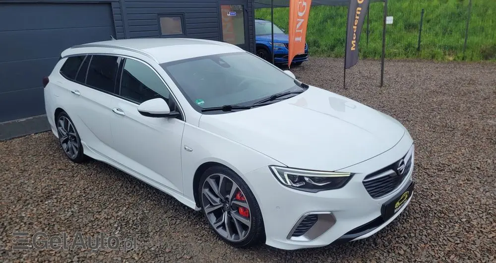 OPEL Insignia 2.0 BiTurbo D 4x4 Automatik GSI