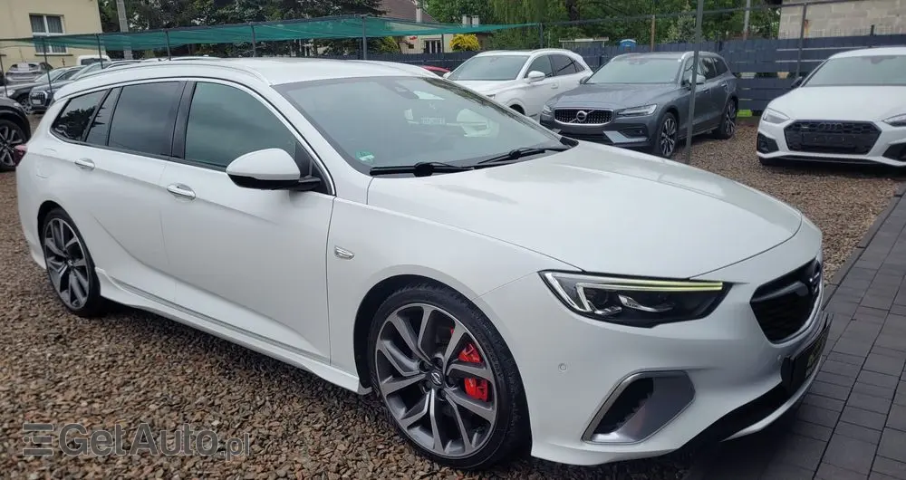 OPEL Insignia 2.0 BiTurbo D 4x4 Automatik GSI