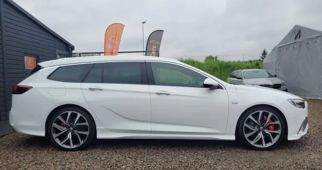 OPEL Insignia 2.0 BiTurbo D 4x4 Automatik GSI