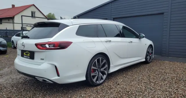 OPEL Insignia 2.0 BiTurbo D 4x4 Automatik GSI