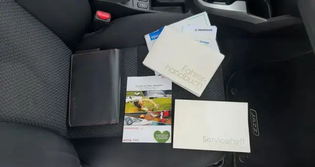 HONDA Jazz 1.3 i-VTEC Elegance