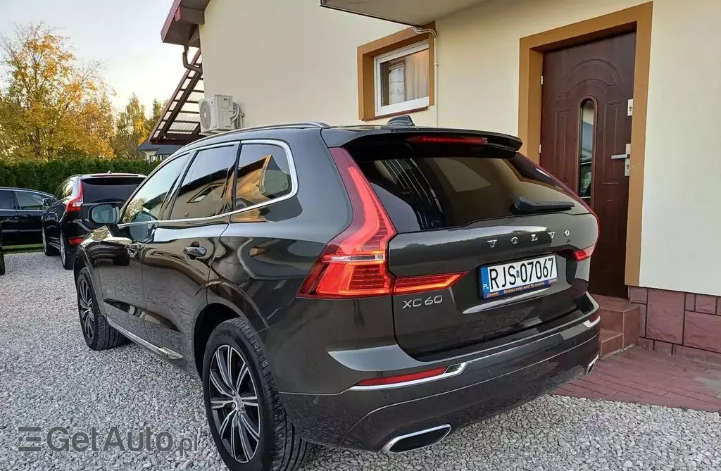 VOLVO XC60 2.0 D4 (190 KM)
