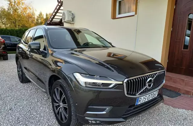 VOLVO XC60 2.0 D4 (190 KM)