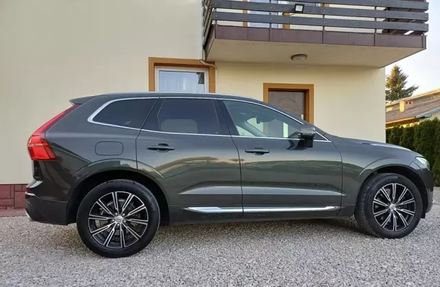 VOLVO XC60 2.0 D4 (190 KM)