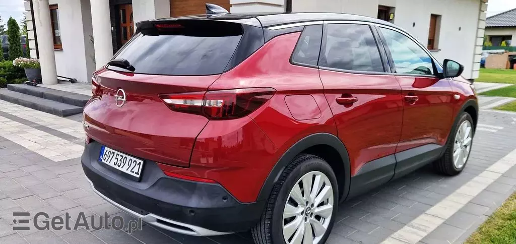 OPEL Grandland 