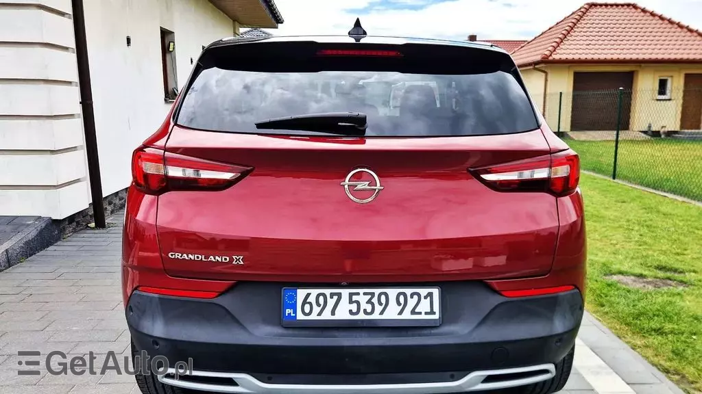 OPEL Grandland 