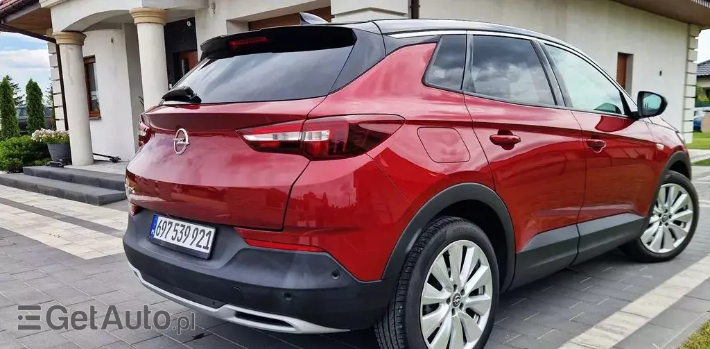 OPEL Grandland 