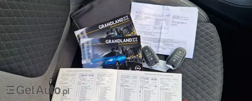 OPEL Grandland 
