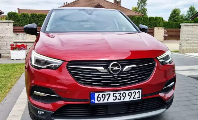OPEL Grandland 