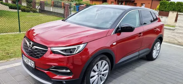 OPEL Grandland 