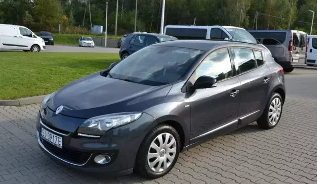 RENAULT Megane 