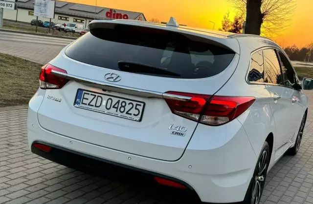 HYUNDAI I40 