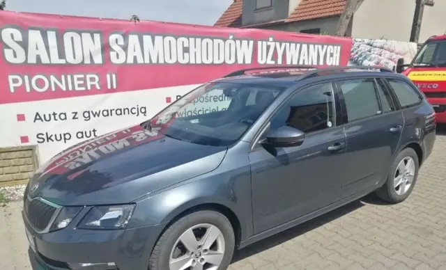 SKODA Octavia 