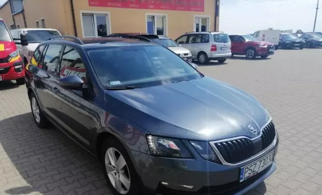 SKODA Octavia 