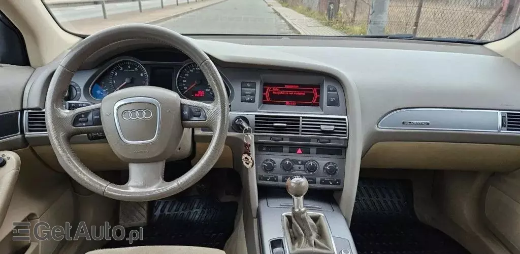 AUDI A6 