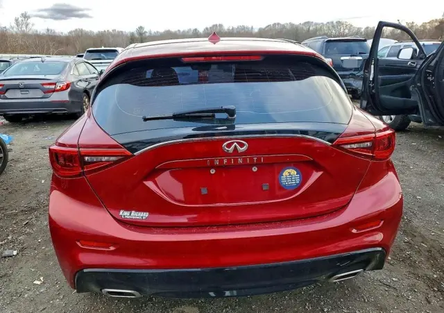 INFINITI QX 