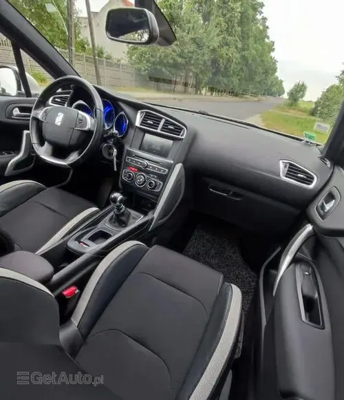 CITROEN DS4 