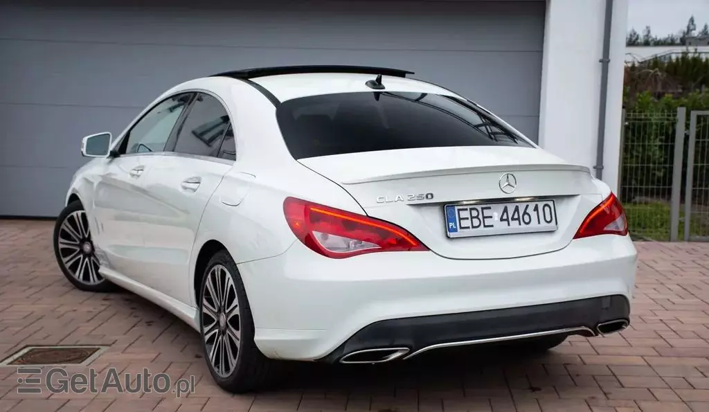 MERCEDES-BENZ CLA 