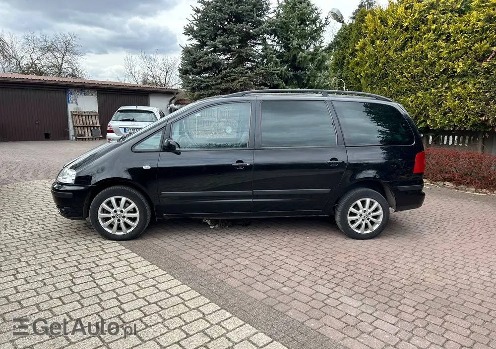 VOLKSWAGEN Sharan 1.9 TDI Family