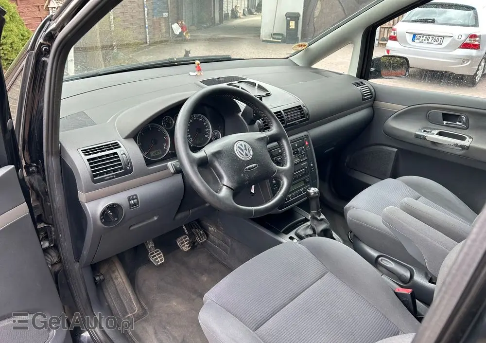 VOLKSWAGEN Sharan 1.9 TDI Family