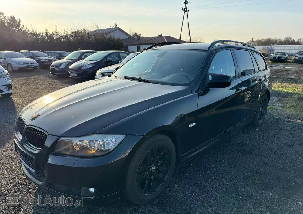 BMW Seria 3 320d xDrive DPF Touring