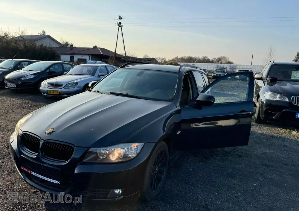 BMW Seria 3 320d xDrive DPF Touring