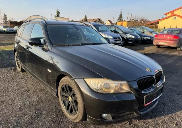 BMW Seria 3 320d xDrive DPF Touring