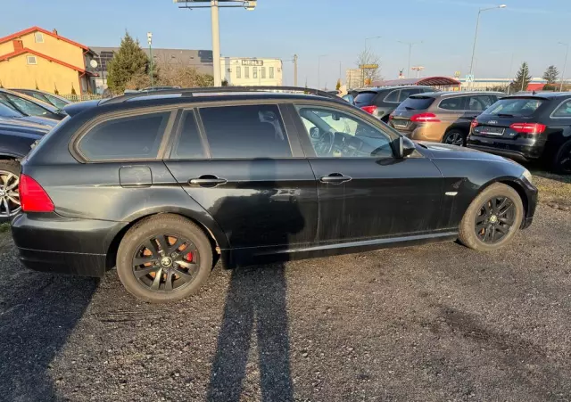 BMW Seria 3 320d xDrive DPF Touring