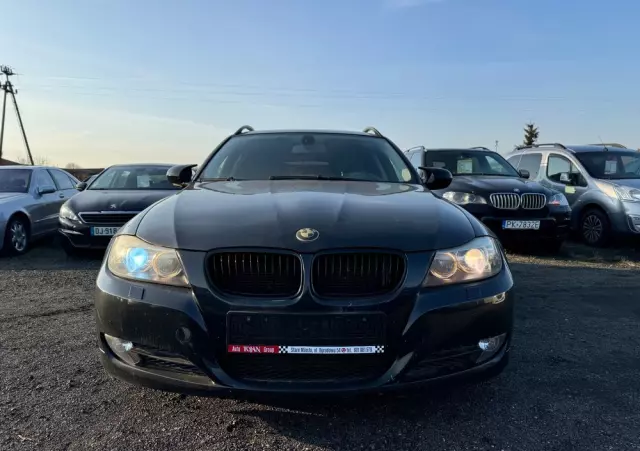 BMW Seria 3 320d xDrive DPF Touring