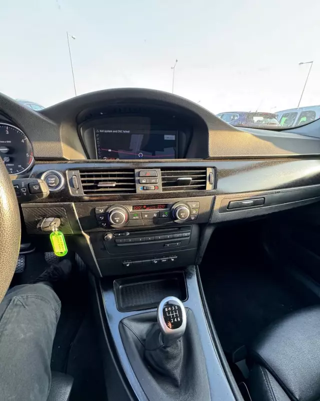 BMW Seria 3 320d xDrive DPF Touring