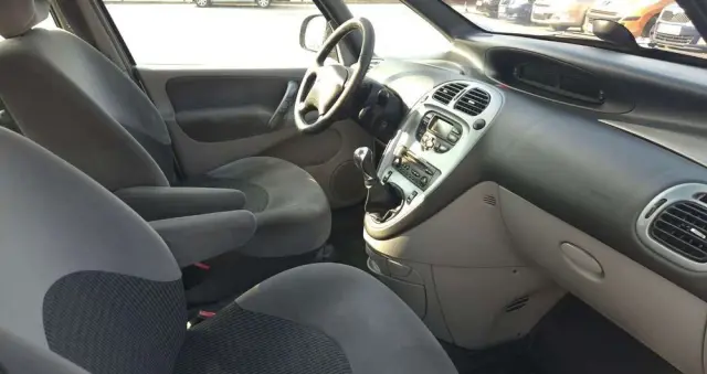 CITROËN Xsara Picasso 