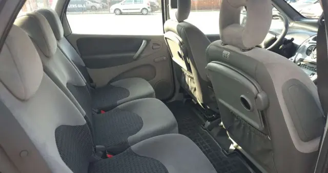 CITROËN Xsara Picasso 