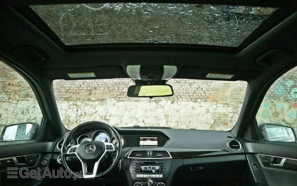 MERCEDES-BENZ Klasa C 350 BlueEff 4-Matic Avantgarde