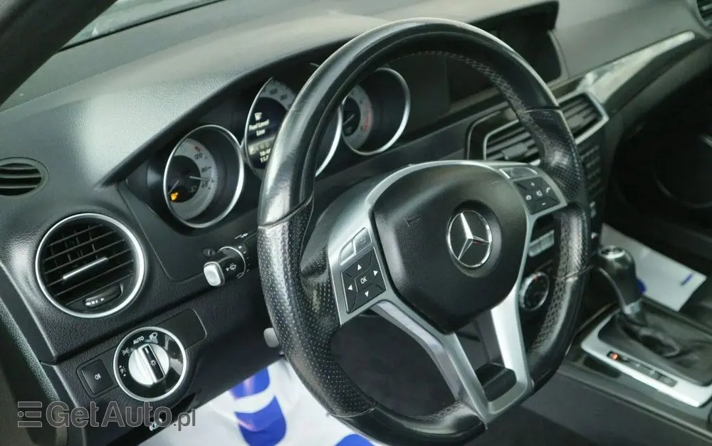 MERCEDES-BENZ Klasa C 350 BlueEff 4-Matic Avantgarde