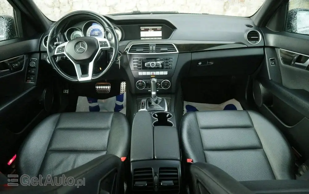 MERCEDES-BENZ Klasa C 350 BlueEff 4-Matic Avantgarde